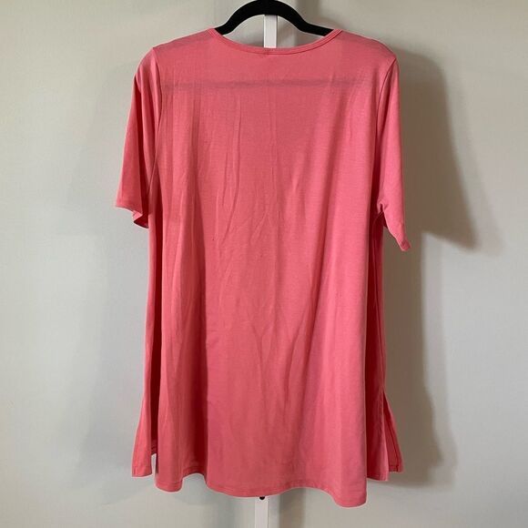 LuLaRoe Pink Short Sleeve Tunic - Picture 4 of 4